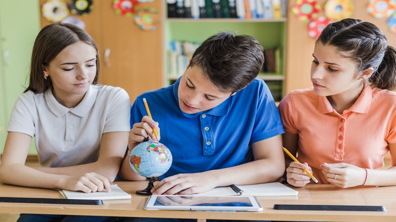 educational guide llblogkids